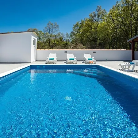 Holiday Luca Casa de Férias *